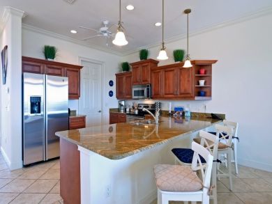Bradenton Beach Rental  can Sleep 9 Guests